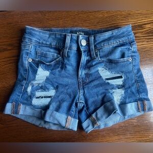 Aeropostale women’s denim shorts.